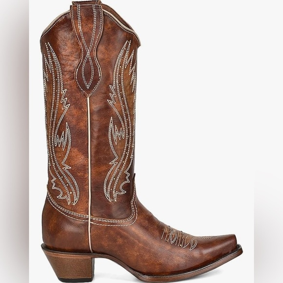 Circle G woman’s Tan Embroidery and studs boots size 8.5M L2068 - Picture 4 of 5